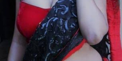 Play with Hot Beauty girls escort services in Oman