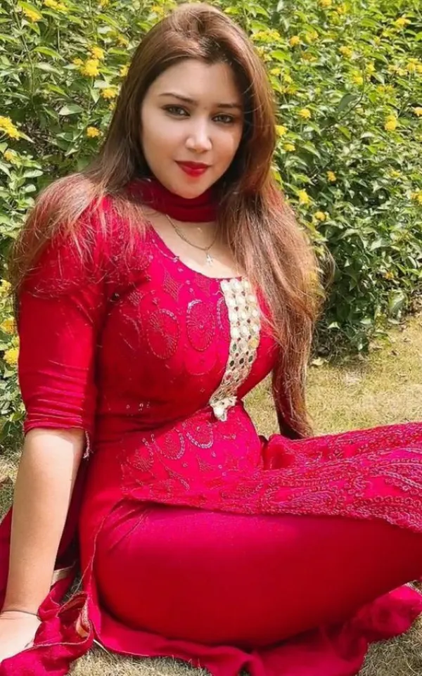 Hania Shah Avatar Bg