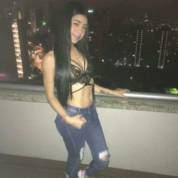 Andrea Avatar Bg