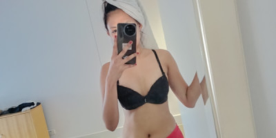 Selling private contents and i also walk