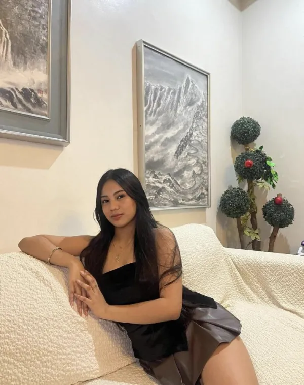 Leira Mae Avatar Bg