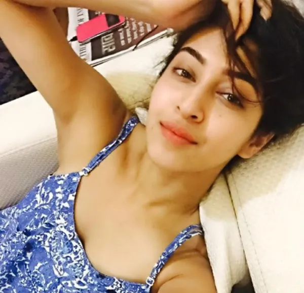 Escorts Lahore Avatar Bg