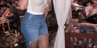 Carol Novidade Ola me chamo Carol. Uma linda brasileira com corpo natural