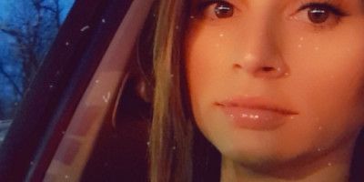Call me i m Elena and i m verry horny MILF
