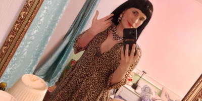 Tender and passionate trans girl for massage