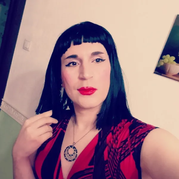 Viktoria Avatar Bg