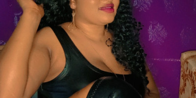 Dating and Massage available African Curve girl