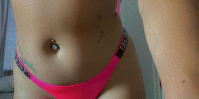 Hola mis amores mi nombre es Monica una joven de 23 años dispuesta