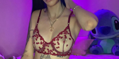 Hola soy natasha una hermosa y sexy cubana