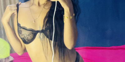 Sexy girl willing to fulfill all your fantasies and make you have the best time of your life