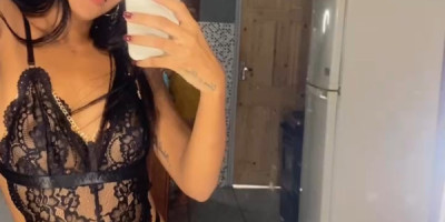 Soy cubana con una cara bonita.Puedes llamarme.
