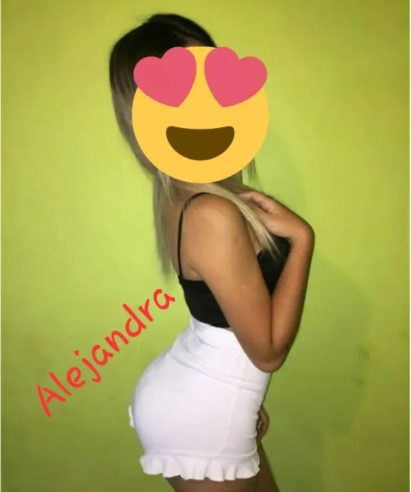 Alejandra Avatar Bg