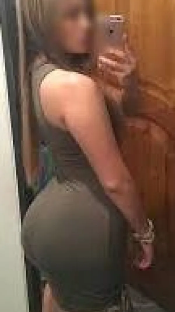 Camila Avatar Bg