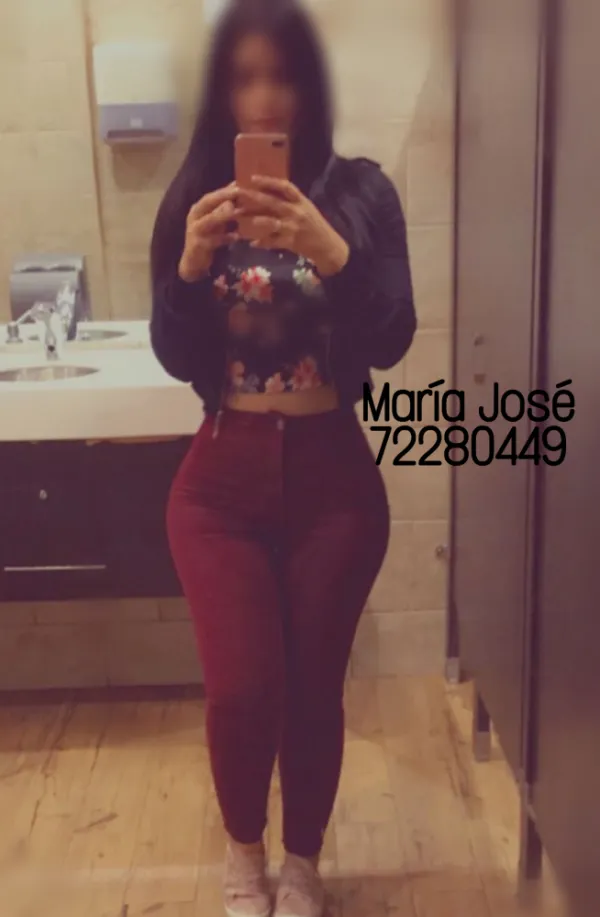 Andrea Avatar Bg