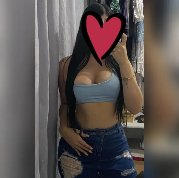 Iliana Reyes Avatar Bg