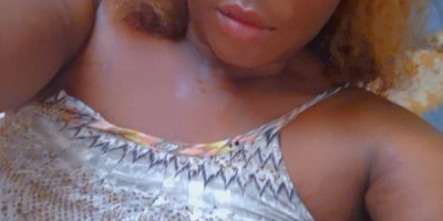 Votre fille de Luxe et la pour vous satisfaire