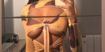 Une sénégalaise vient darriver à Lomé pour un séjour limité