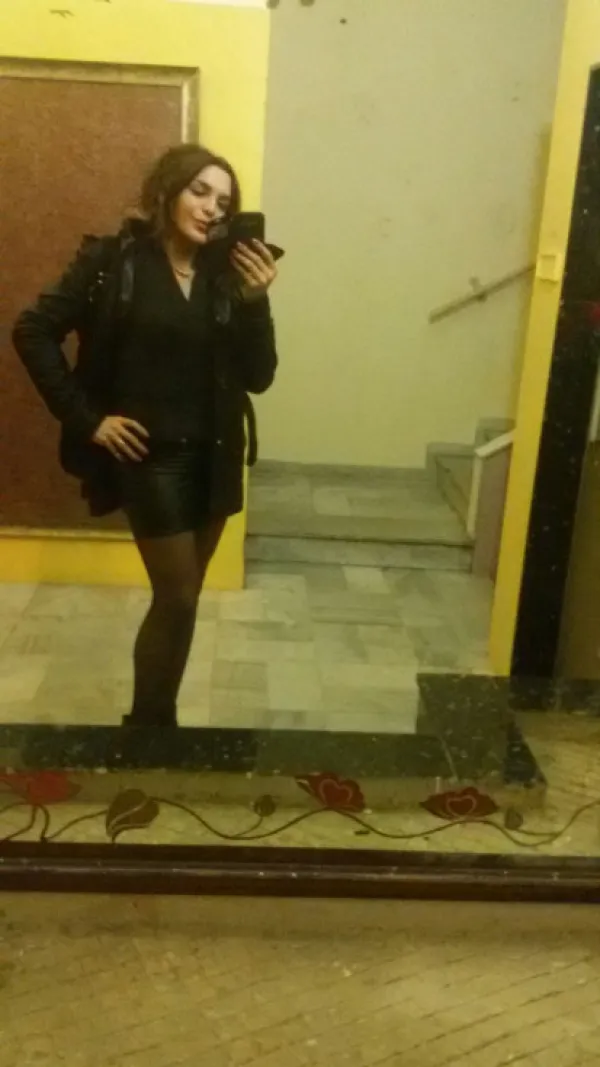 Dalidaaa Avatar Bg