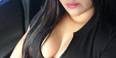 Hola bebe mi nombre es monica y tengo 25 años