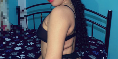 Hola me llamo Sabrina tengo 19 años de edad.