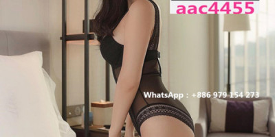 Lilizi Taipei I am a sexy football baby from South Korea. Sexy sweet ele