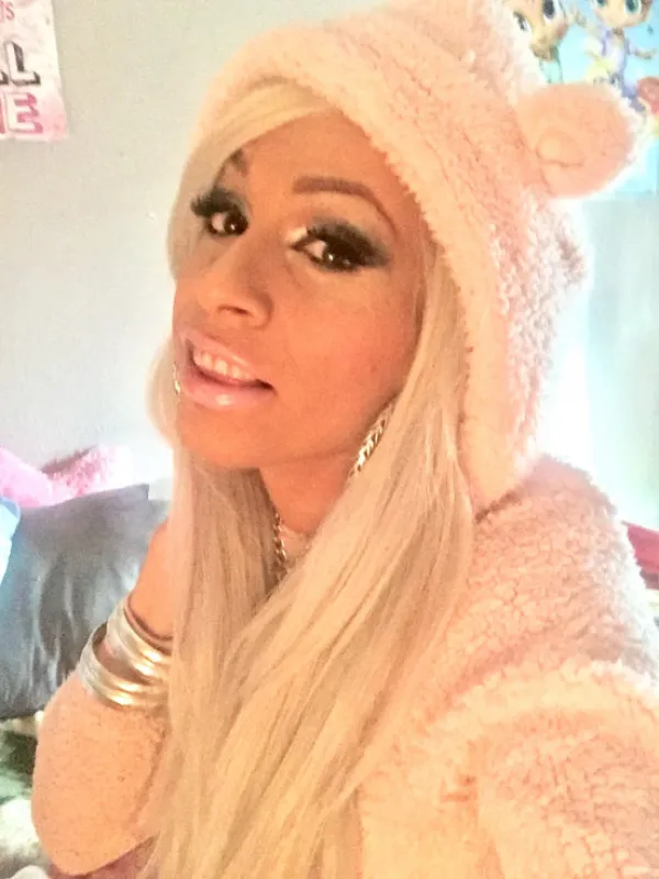 Kym Avatar Bg