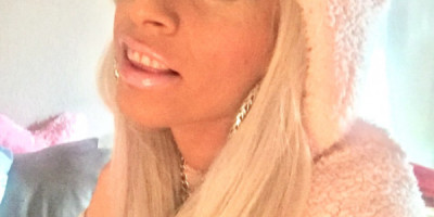 Gorgeous ts kym Salinas Hi guys im kym a 27 yo gorgeous transexual 36DD sexy body wi