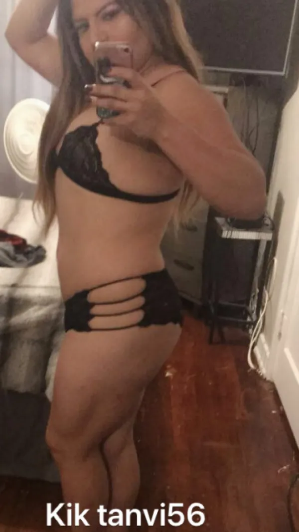 Jakelyn22 Avatar Bg