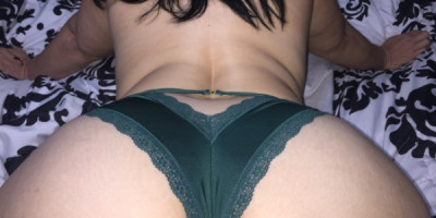 Sexy madurita Hola chica sexy madurita disponible en lugar limpio tranquil