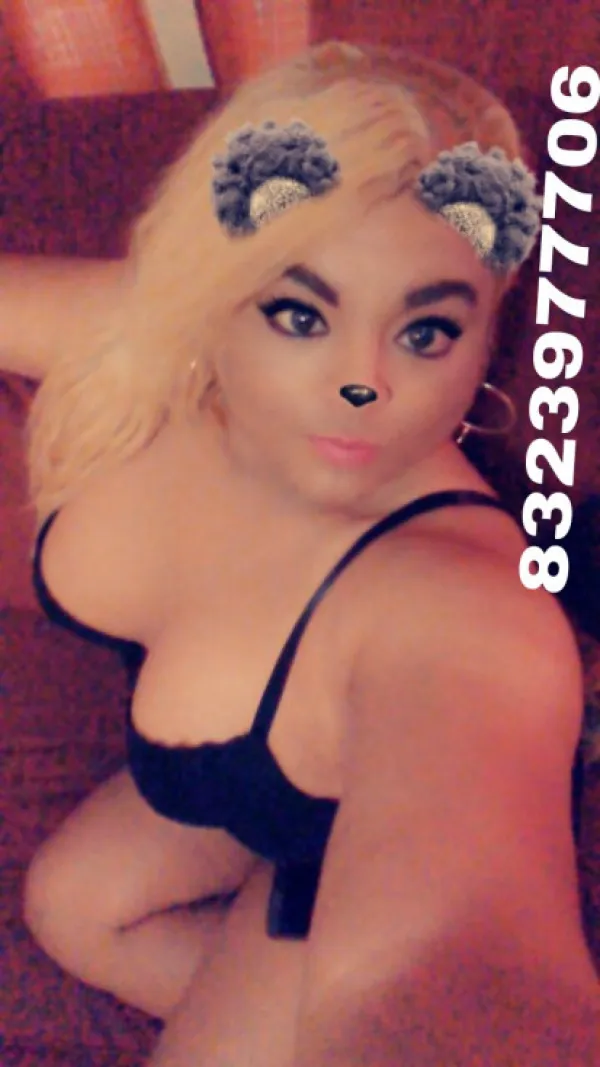 Vanessa Avatar Bg
