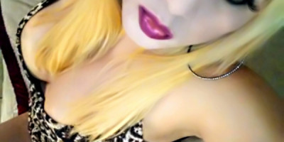 Sassy tranny girl for fun Hello your sexy ts girl is here ready now I'm very fun ts 71