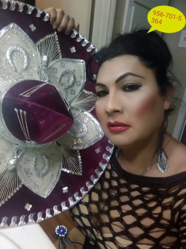 Paola69 Avatar Bg