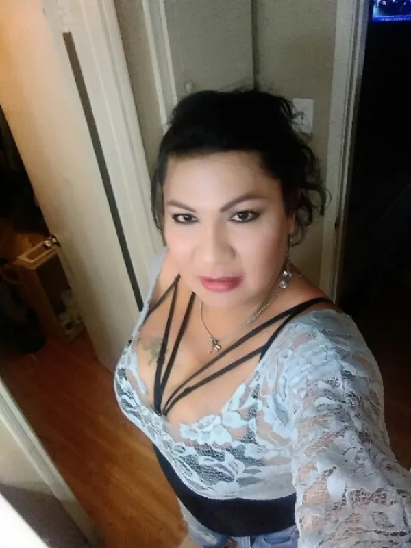 Paola69 Avatar Bg