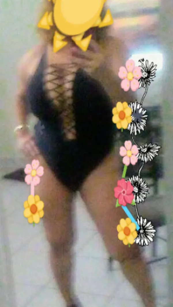 Paola22 Avatar Bg
