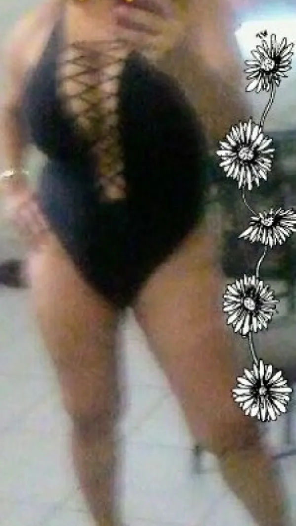 Paola22 Avatar Bg