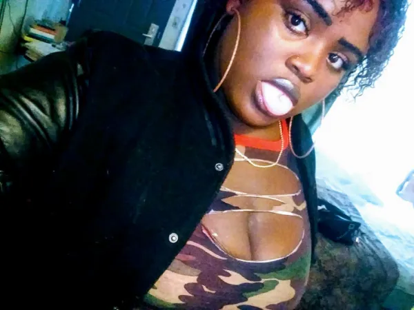 FantasyBBW Avatar Bg
