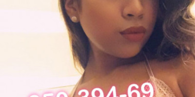 Beautiful petite Latina I'm Aurora.Im a small petite LatinaI have a nice booty and p