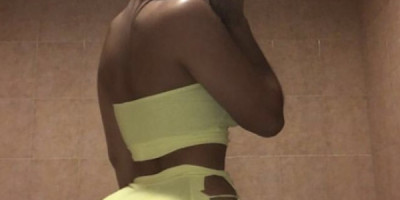 Amazonian Goddess Hey I'm Kelsie I'm 5'10 with mesmerizing Golden Skin? I'm r