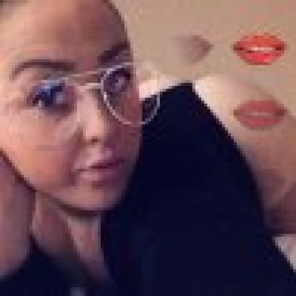SaniyaLee Avatar Bg