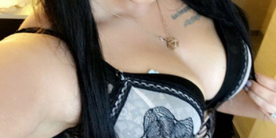 Your new obsession Beyond the image is a creative nerd and laid back woman. My