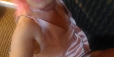 Miss Cami Kaze Pamela Anderson spotted in AC!!! Blond blue eyes tight bod