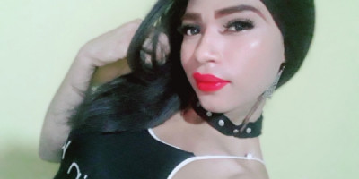 Hola soy una chica tran Colombia 23 cm famenina moderna