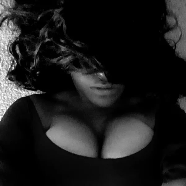 Sandi Avatar Bg