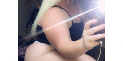 Bodacious Blonde Beautiful Hey guys I'm Nicole. I'm a blonde with beautiful blue eyes w