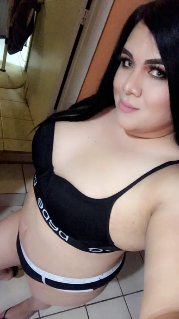 Violeta Avatar Bg
