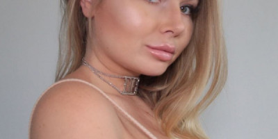 Gretchen the Thick Dutchess Hey boys it's Gretchen! I'm a plus-size internet model and