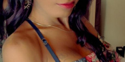 Latina hosting Vers latina looking to host those generous horny guys. I lik
