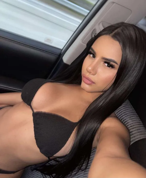 Angélica Avatar Bg