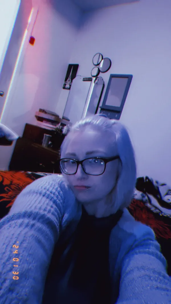 Ashton Marie Avatar Bg