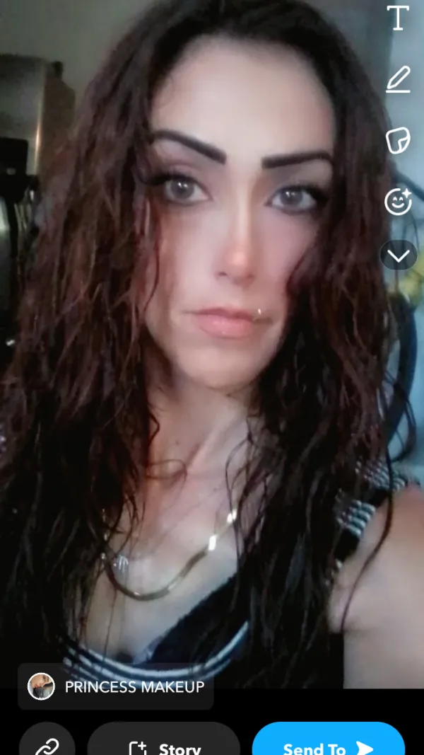 Gina Avatar Bg